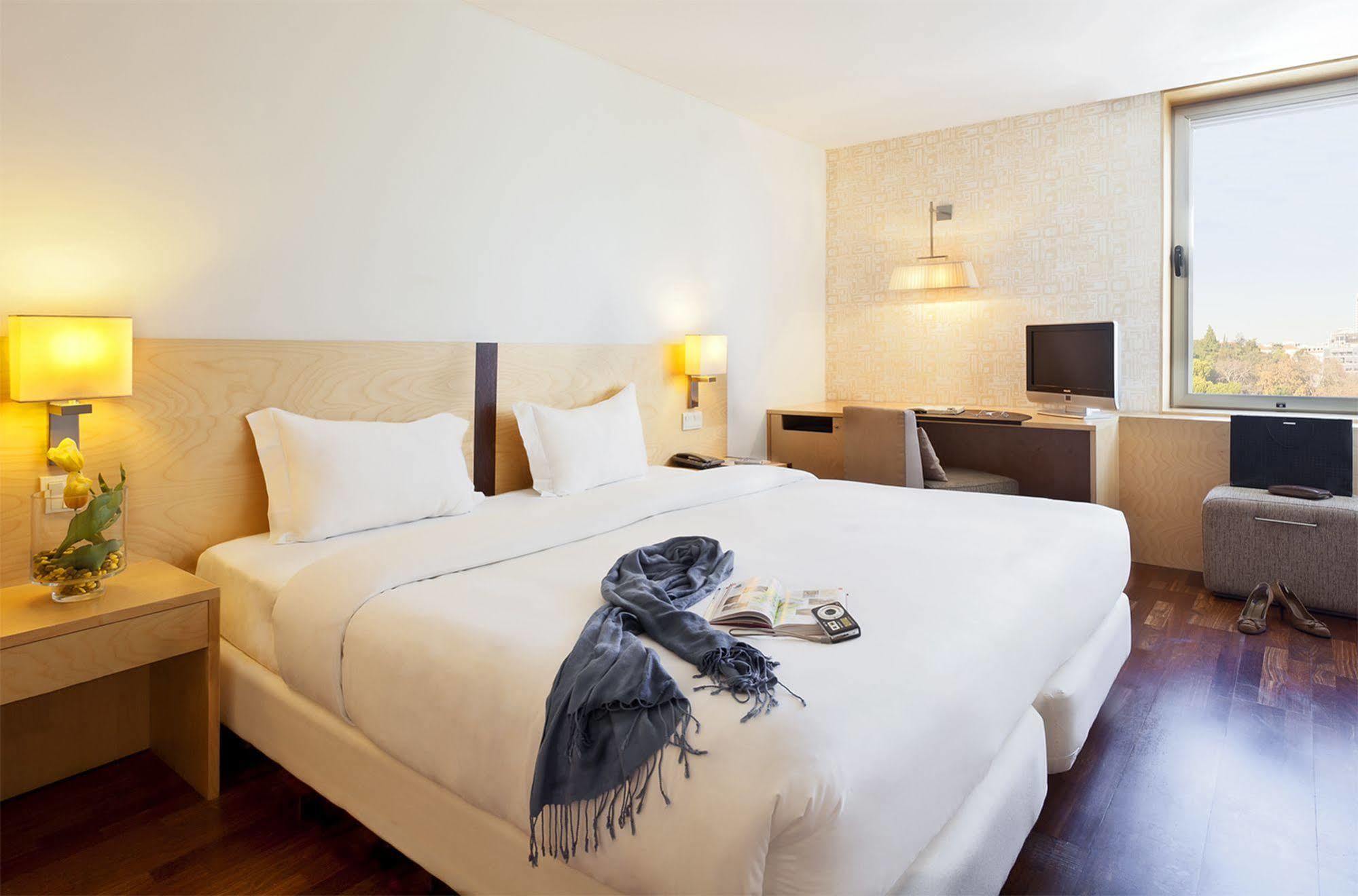 Hf Fenix Urban Hotel Lisbon Exterior photo
